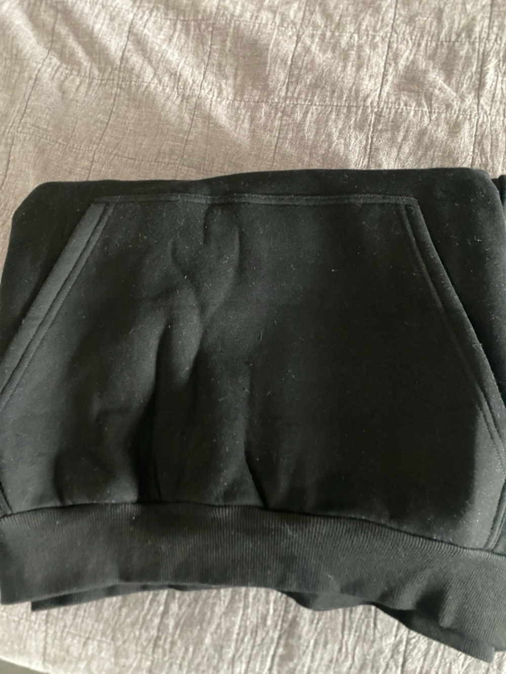 NWOT Comfrt Black Hoodie with Front Pocket - Picture 4 of 4